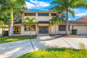 6210 FAIRWAY BAY BLVD S, GULFPORT, FL 33707 Sold 11/17/22