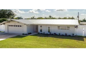 10311 IMPERIAL POINT DR W, LARGO, FL 33774 Sold 07/18/22