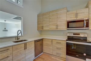 1111 N BAYSHORE BLVD #F6, CLEARWATER, FL 33759 Sold 08/30/22