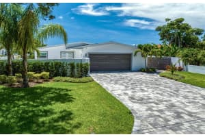 1834 VENETIAN POINT DR, CLEARWATER, FL 33755 Sold 08/25/22