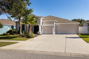 2044 HEARTLAND CIR, VALRICO, FL 33594 Sold 07/26/22