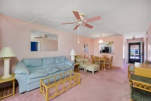 13822 MISSION OAKS BLVD #A, SEMINOLE, FL 33776 Sold 07/15/22