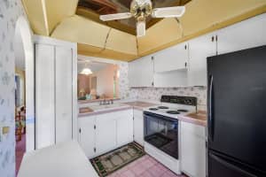 13822 MISSION OAKS BLVD #A, SEMINOLE, FL 33776 Sold 07/15/22