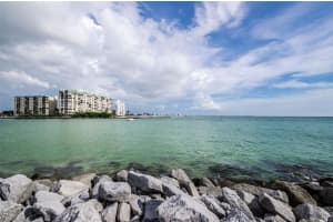 7467 BAYSHORE DR #204, TREASURE ISLAND, FL 33706 Sold 07/22/22