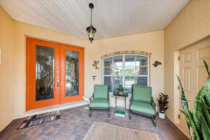 18042 JAVA ISLE DR, TAMPA, FL 33647 Sold 09/02/22