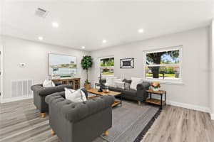 6415 TOWN N COUNTRY BLVD, TAMPA, FL 33615 Sold 08/29/22