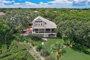 3135 SHORELINE DR, CLEARWATER, FL 33760 Sold 10/07/22