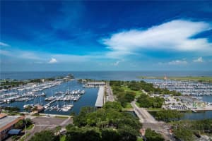 1 BEACH DR SE #1705, ST PETERSBURG, FL 33701 Sold 12/21/23