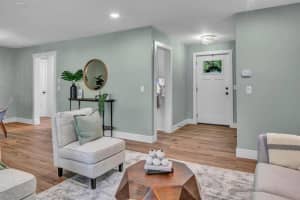 2313 DEMARET DR, DUNEDIN, FL 34698 Sold 07/22/22