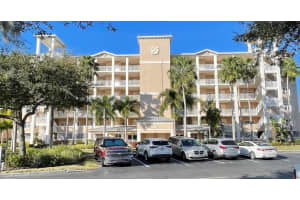 7296 MARATHON DR #405, SEMINOLE, FL 33777 Sold 02/09/23