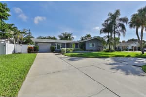 1165 40TH AVE NE, ST PETERSBURG, FL 33703 Sold 08/05/22