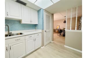 920 VIRGINIA ST #205, DUNEDIN, FL 34698 Sold 10/03/22