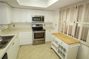 3062 EASTLAND BLVD #214, CLEARWATER, FL 33761 Sold 07/08/22