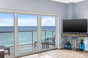 880 MANDALAY AVE #C807, CLEARWATER, FL 33767 Sold 07/01/22