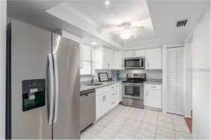 2932 CAPTIVA GARDENS DR #10, SARASOTA, FL 34231 Sold 06/05/23