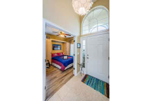 514 YORK DALE DR, RUSKIN, FL 33570 Sold 08/23/22