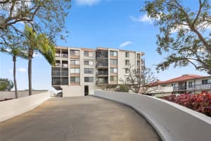 6218 PALMA DEL MAR BLVD S #305, ST PETERSBURG, FL 33715 Sold 07/28/22