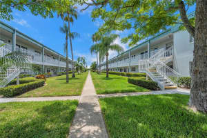 5246 81ST ST N #19, ST PETERSBURG, FL 33709 Sold 08/26/22