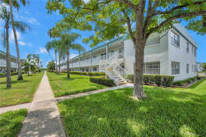 5246 81ST ST N #19, ST PETERSBURG, FL 33709 Sold 08/26/22
