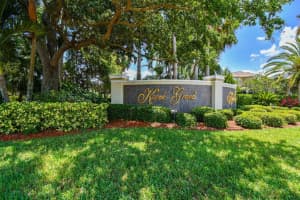 11185 KAPOK GRAND CIR, MADEIRA BEACH, FL 33708 Sold 07/11/22