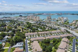 11185 KAPOK GRAND CIR, MADEIRA BEACH, FL 33708 Sold 07/11/22