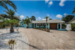 7869 CAUSEWAY BLVD S, ST PETERSBURG, FL 33707 Sold 07/14/22