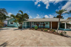 7869 CAUSEWAY BLVD S, ST PETERSBURG, FL 33707 Sold 07/14/22