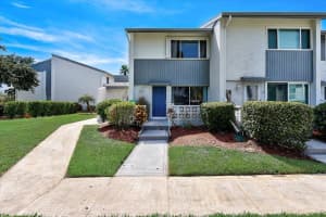 14800 WALSINGHAM RD #304, LARGO, FL 33774 Sold 09/16/22