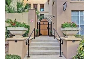 2410 W AZEELE ST #214, TAMPA, FL 33609 Sold 08/29/22