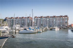 632 EDGEWATER DR #736, DUNEDIN, FL 34698 Sold 08/16/22