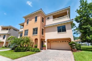 1648 CITRINE TRL, TARPON SPRINGS, FL 34689 Sold 05/01/23