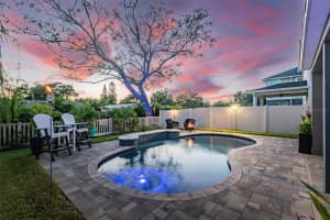 8082 ARTISAN CIR, SEMINOLE, FL 33777 Sold 08/18/22