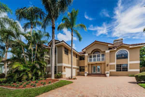 2364 TERENCE CT, CLEARWATER, FL 33759 Sold 10/11/22