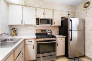 2965 FLINT DR N, CLEARWATER, FL 33759 Sold 08/26/22