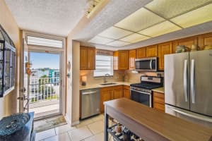 1847 SHORE DR S #717, SOUTH PASADENA, FL 33707 Sold 08/10/22
