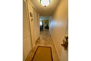 17400 GULF BLVD #H-4, REDINGTON SHORES, FL 33708 Sold 09/16/22