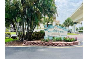 4851 W GANDY BLVD #B14L40, TAMPA, FL 33611 Sold 08/10/22
