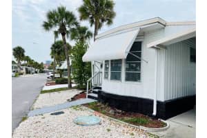 4851 W GANDY BLVD #B14L40, TAMPA, FL 33611 Sold 08/10/22