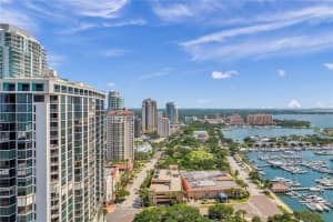 1 BEACH DR SE #2110, ST PETERSBURG, FL 33701 Sold 08/16/22