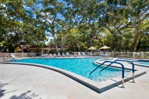 820 VIRGINIA ST #302, DUNEDIN, FL 34698 Sold 07/13/22