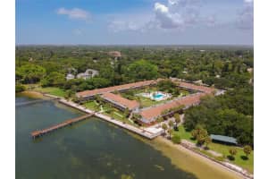 650 PINELLAS POINT DR S #102, ST PETERSBURG, FL 33705 Sold 08/22/22