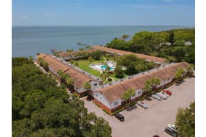 650 PINELLAS POINT DR S #102, ST PETERSBURG, FL 33705 Sold 08/22/22