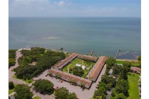 650 PINELLAS POINT DR S #102, ST PETERSBURG, FL 33705 Sold 08/22/22