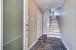 142 BRENT CIR, OLDSMAR, FL 34677 Sold 08/17/22