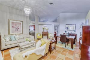 9526 HAMLET LN, TAMPA, FL 33635 Sold 09/23/22