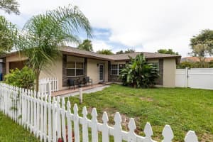 1712 HIBISCUS CIR N, OLDSMAR, FL 34677 Sold 01/10/23