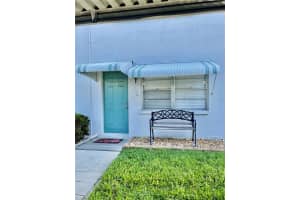 5217 81ST ST N #7, ST PETERSBURG, FL 33709 Sold 09/08/22