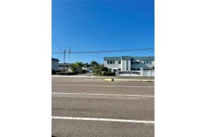 5217 81ST ST N #7, ST PETERSBURG, FL 33709 Sold 09/08/22