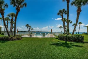 7310 SUNSHINE SKYWAY LN S #114, ST PETERSBURG, FL 33711 Sold 01/31/23