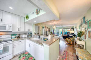 6372 PALMA DEL MAR BLVD S #317, ST PETERSBURG, FL 33715 Sold 11/08/22
